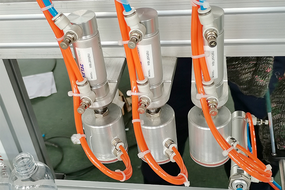 12 heads 3 channel high speed bottle leak test machine jerry can leakage machinery 